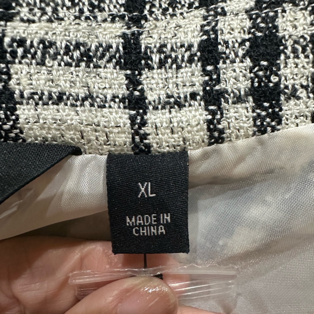 G by Giuliana black and white plaid tweed double breasted blazer. Size XL - Picture 6 of 7